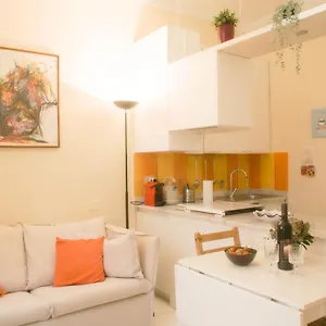  Apartment Bnbutler - Farini - Beautiful One Bedroom - Central